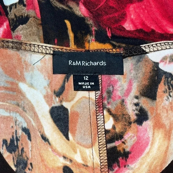 R & M Richards | Floral-Abstract Sleeveless Dress - Picture 3 of 5